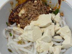 -辣辣小吃豆花米线(大观篆新农贸市场店)