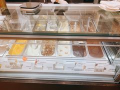 -VENCHI 闻绮(上海佛罗伦萨小镇店)