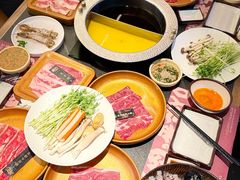 -牛YO寿喜烧·铁板烧和牛火锅自助(市府恒隆店)