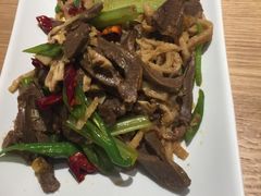 -秦香阁·西北家常菜(徐汇日月光中心店)