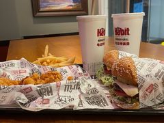 -The Habit Burger Grill 哈比特汉堡(复兴soho店)