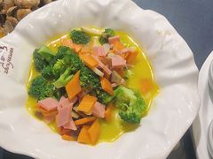 上汤西兰花-周家湾(淮扬菜学府路店)