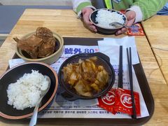 -万和春排骨砂锅米饭(新业广场店)