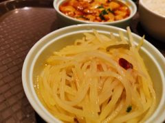 -金小悦饭堂(中禾店)