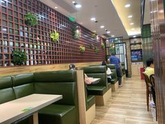 卡座-佰搭果·广式茶餐厅(石牌东路店)