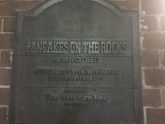 -Pancakes on the rocks(Darling Harbour)