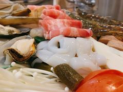-樾餐厅泰式海鲜火锅(民歌湖店)