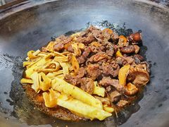 -缘福乡村铁锅炖民宿(八达岭店)