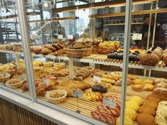 -焙丽拾光(麦凯乐直营店)