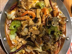 黑松露牛肝菌焖牛蛙-云海肴·汽锅鸡·云南菜(苏州中心店)