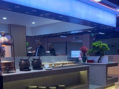 -新艺自助美食城(中山路店)