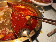 -小天鹅火锅·一线江景洪鼎旗舰店(洪崖洞店)