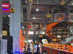 -嗨翻Hi-Fun竞技主题乐园·蹦床亲子生日轰趴(国光1937店)