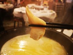 -鲜入围煮花胶鸡海鲜火锅