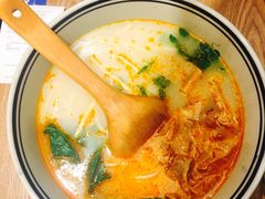 -刀小蛮半只鸡过桥米线(家乐福四元桥店)