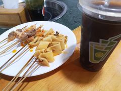 钵钵鸡-丁丁猫重庆小面(徐州路店)