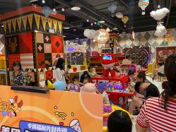 -哈尼鹿儿童乐园(长沙梅溪湖步步高店)