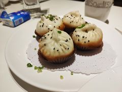 上海生煎-国际青年会议酒店-苏莱斯餐厅