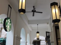 大堂-星巴克臻选(广州沙面店)