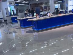 -优购镜仓(黄岛吾悦店)