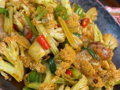 -路边边地标烧烤·川菜·小龙虾·音乐酒馆(良乡长虹店)