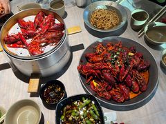 -巴厘龙虾·榜首油焖大虾(音乐学院·沿江酒馆店)