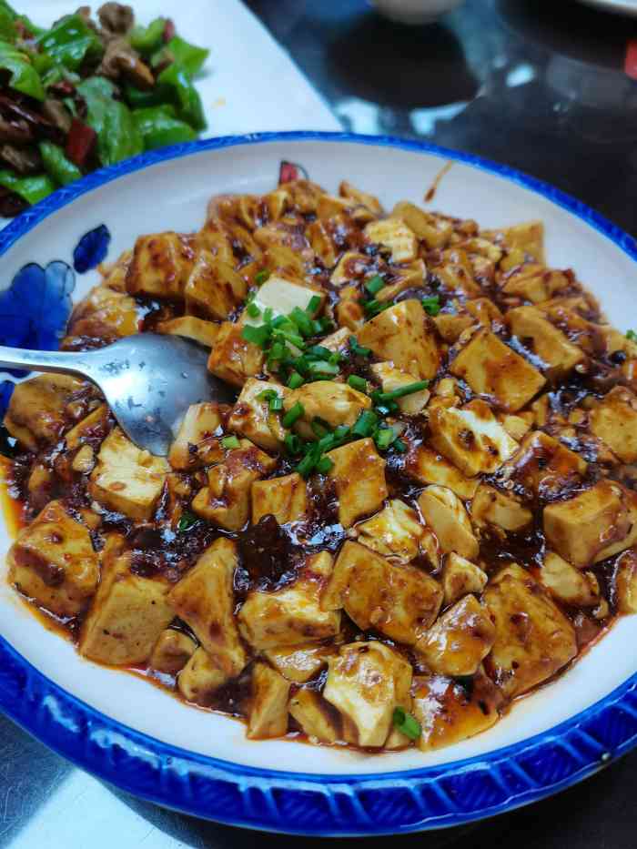 金洲美食(安澜楼店)-"从西安来的,先说踩雷菜: 1.汉江小鱼简.