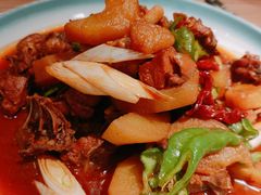 新疆大盘鸡-谷丽麦馕新疆菜·清真(步步高梅溪新天地店)