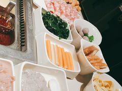 -海底捞火锅(杭州庆春路夜宵主题店)