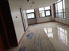 -兴芮温泉度假区