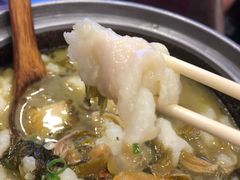 -周鱼小馆石锅酸菜鱼(活力汇店)