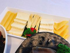 -德天肥牛海鲜火锅(龙吟坊店)