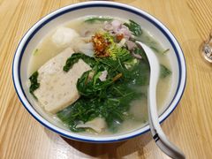 鲜猪四宝煮枸杞叶粿条-潮巷·老潮汕美食集市(欢乐港湾店)