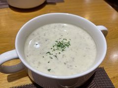 蘑菇奶油浓汤-LUCCA卢卡西班牙海鲜饭(远洋广场店)