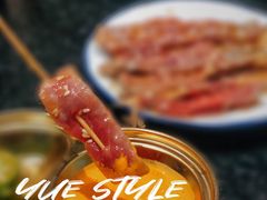 -何妹湿辣牛肉·粤式烧烤砂煲(桂雅路店)