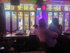 -喜鹊音乐酒馆(西街店)