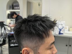 -摩登时代美发沙龙