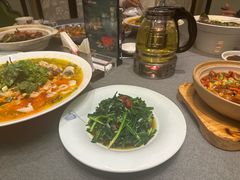 -江宴渔村·鱼鲜土菜(紫荆广场店)