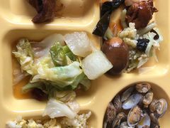 -平望服务区·停车场