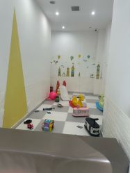 -Pony Baby宝尼婴幼儿游泳SPA馆