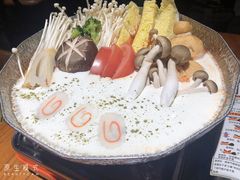 芝士奶盖寿喜锅-魔丼屋(日月光店)