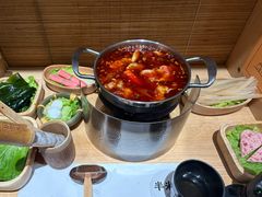 -独食火锅·半米屋台(直营总店)