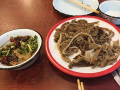 -聚首堂·特色小吃·肘子(什刹海德胜门店)