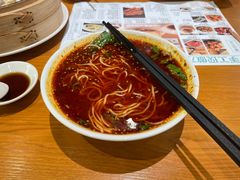 -诚铭记·虾仁汤包·成都小吃(融创店)