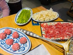 -洱火云南酸菜牛肉火锅(石景山当代商城店)