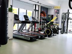-中田健身工作室(绿地大道店)