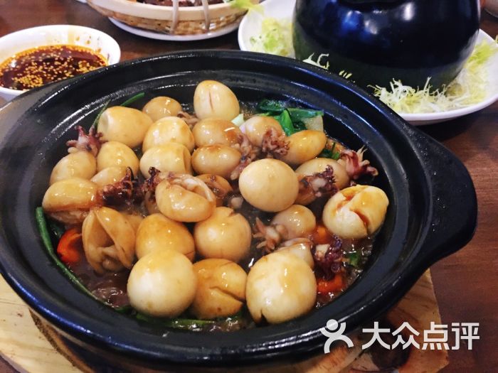 墨斗蛋煲.