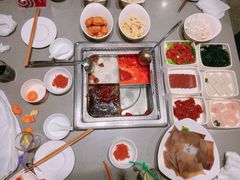 -海底捞火锅(银泰中心店)