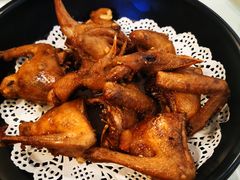 沙姜乳鸽-东江渔村·古典园林·30年粤菜老字号(太和店)