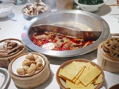 -卤校长重庆火锅(国兴店)